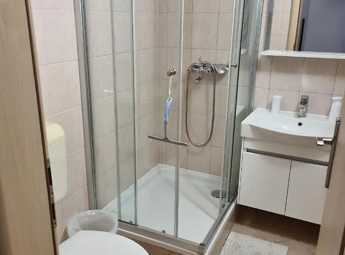 Dominovic Gostinjska kuća 3*